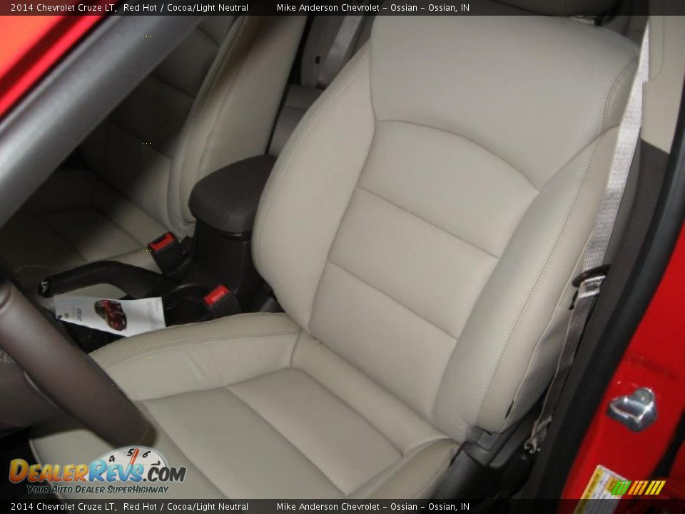 2014 Chevrolet Cruze LT Red Hot / Cocoa/Light Neutral Photo #7