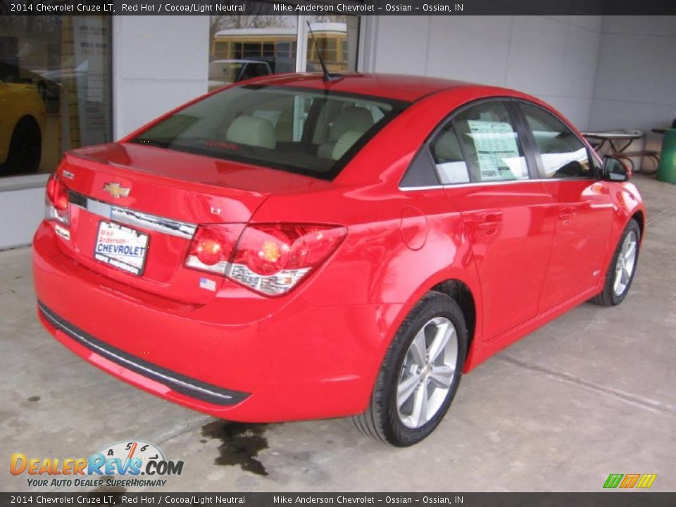 2014 Chevrolet Cruze LT Red Hot / Cocoa/Light Neutral Photo #16