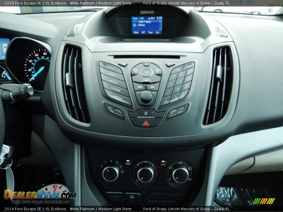 2014 Ford Escape SE 1.6L EcoBoost White Platinum / Medium Light Stone Photo #10