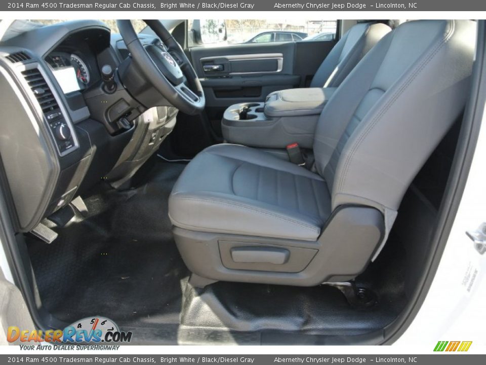2014 Ram 4500 Tradesman Regular Cab Chassis Bright White / Black/Diesel Gray Photo #9
