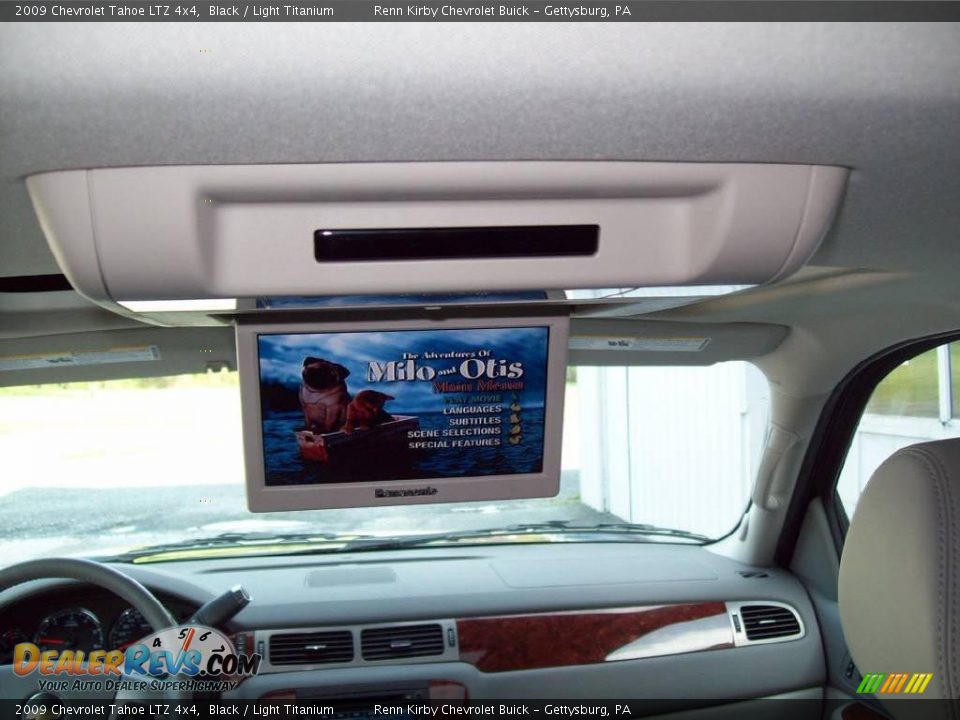 2009 Chevrolet Tahoe LTZ 4x4 Black / Light Titanium Photo #12