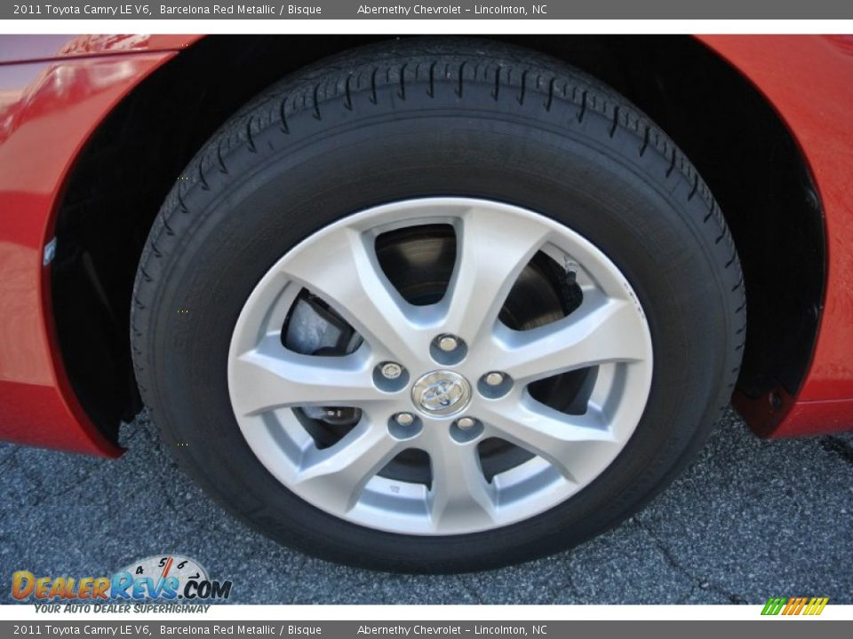 2011 Toyota Camry LE V6 Barcelona Red Metallic / Bisque Photo #23