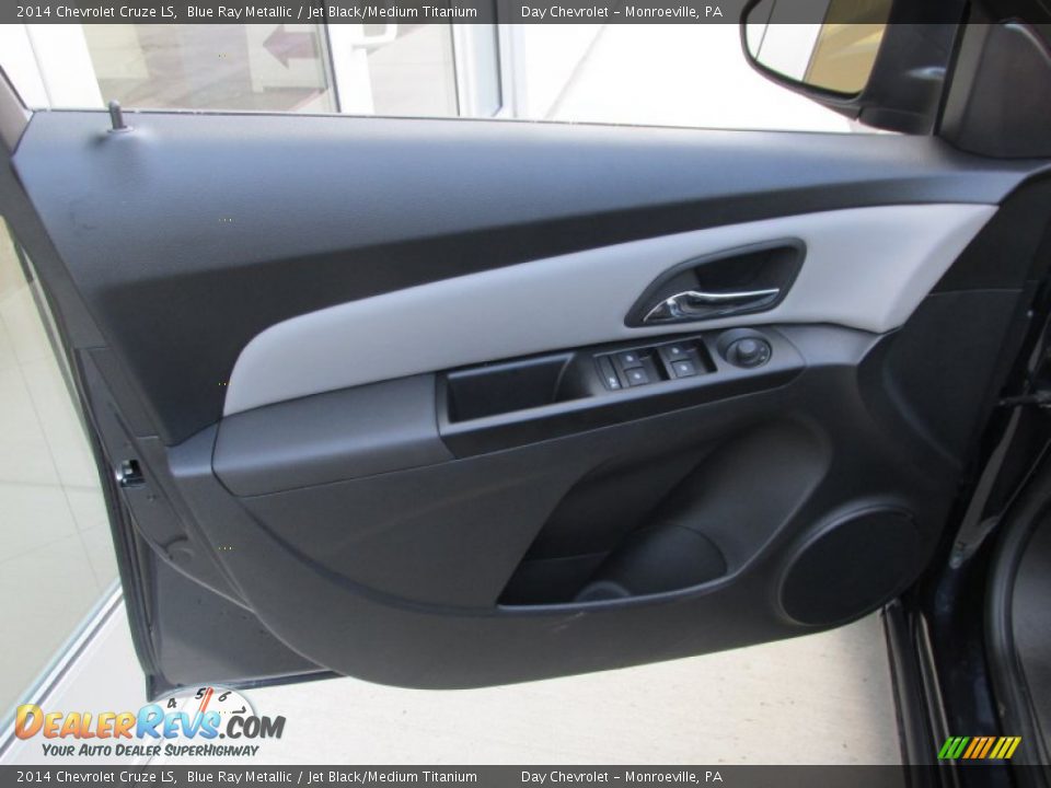 2014 Chevrolet Cruze LS Blue Ray Metallic / Jet Black/Medium Titanium Photo #10