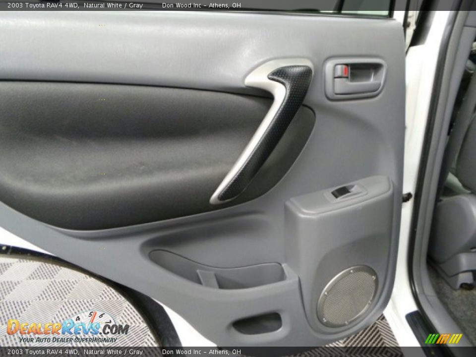 2003 Toyota RAV4 4WD Natural White / Gray Photo #12