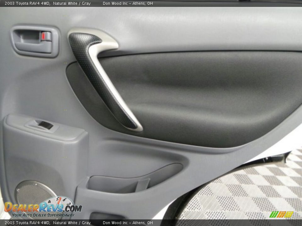 2003 Toyota RAV4 4WD Natural White / Gray Photo #16