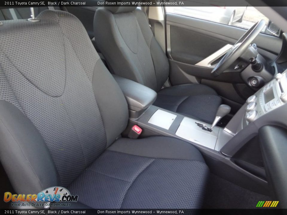 2011 Toyota Camry SE Black / Dark Charcoal Photo #11