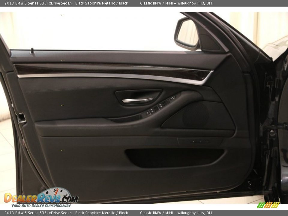 2013 BMW 5 Series 535i xDrive Sedan Black Sapphire Metallic / Black Photo #4