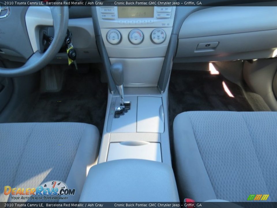 2010 Toyota Camry LE Barcelona Red Metallic / Ash Gray Photo #17