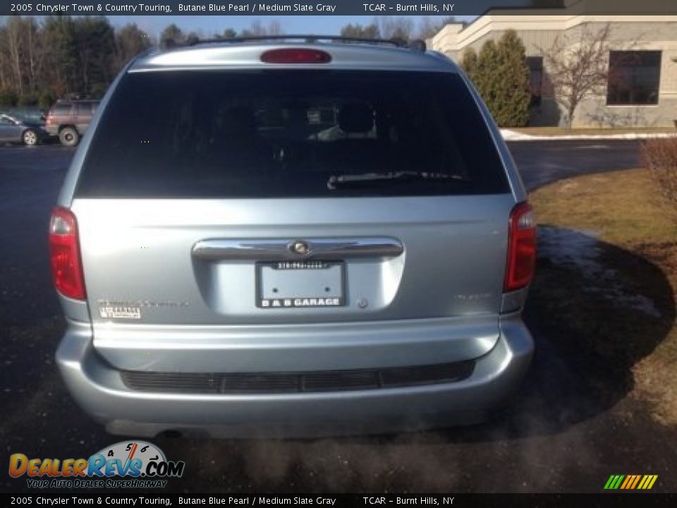 2005 Chrysler Town & Country Touring Butane Blue Pearl / Medium Slate Gray Photo #5