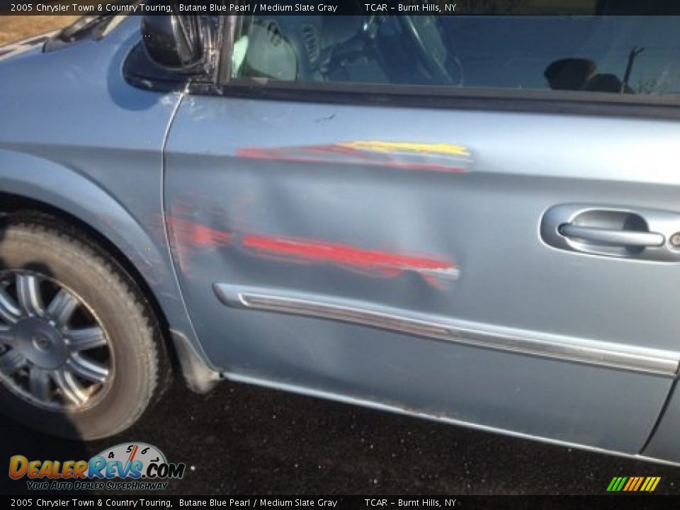 2005 Chrysler Town & Country Touring Butane Blue Pearl / Medium Slate Gray Photo #7