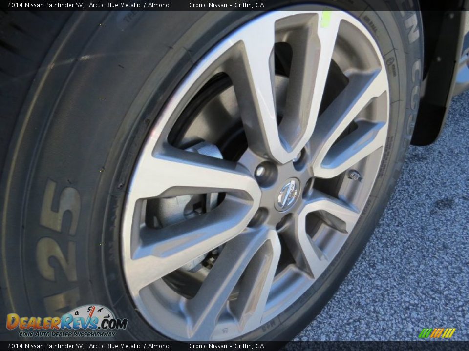2014 Nissan Pathfinder SV Arctic Blue Metallic / Almond Photo #9