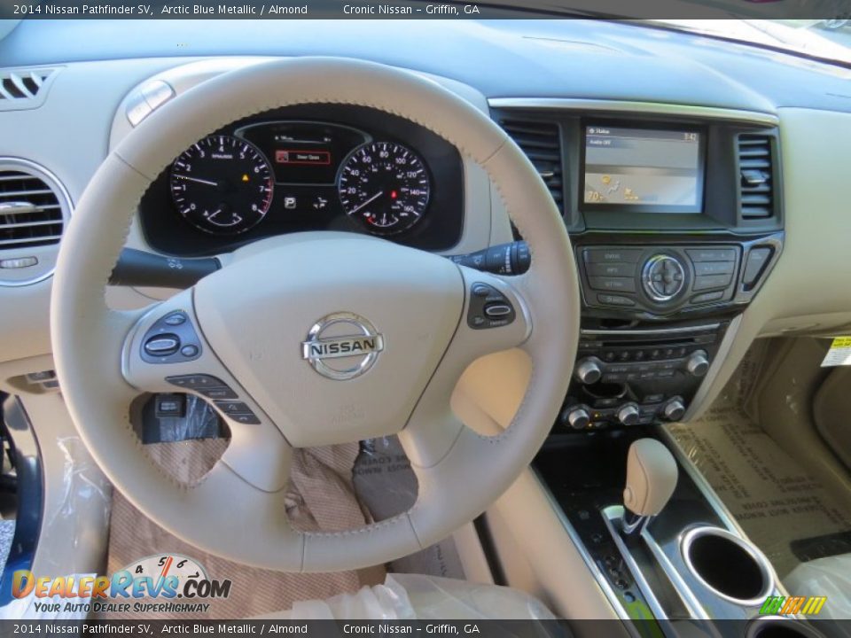 2014 Nissan Pathfinder SV Arctic Blue Metallic / Almond Photo #11