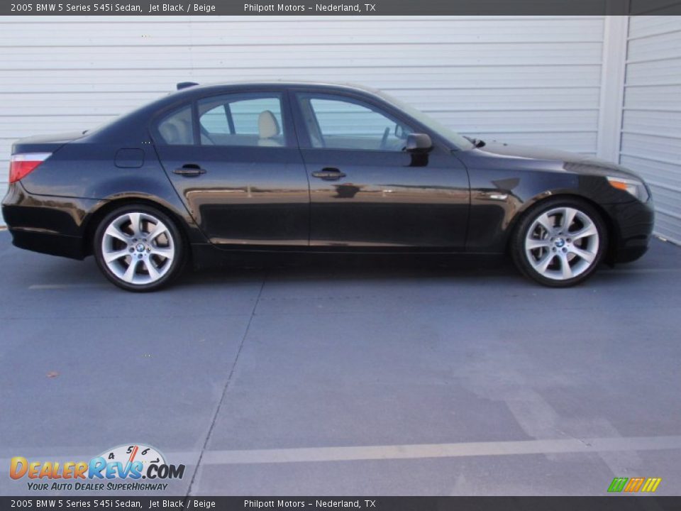 2005 BMW 5 Series 545i Sedan Jet Black / Beige Photo #3