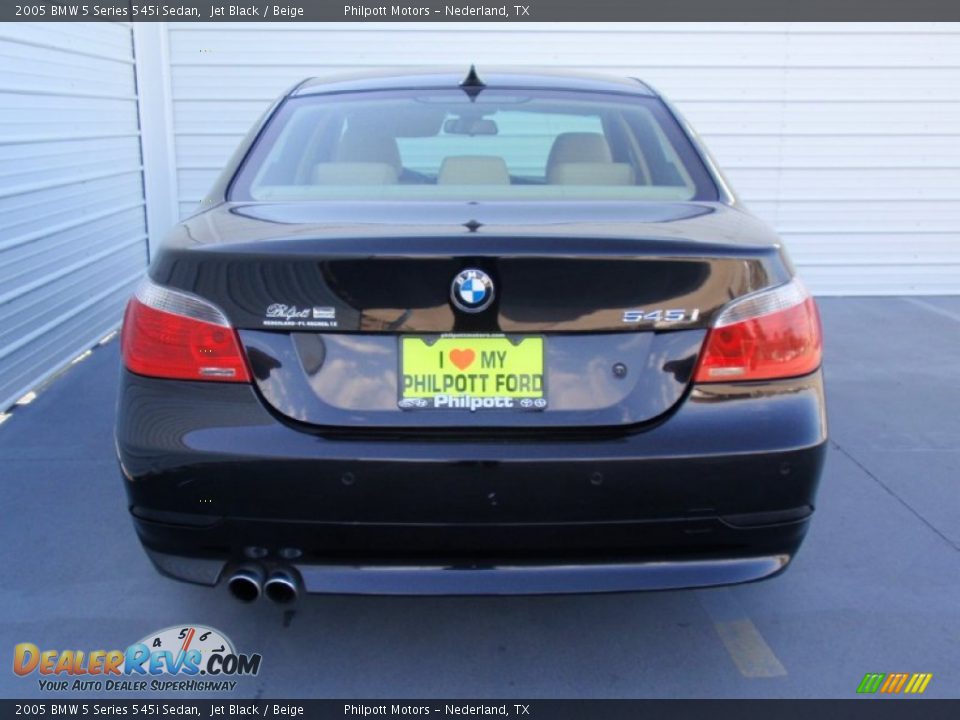 2005 BMW 5 Series 545i Sedan Jet Black / Beige Photo #5
