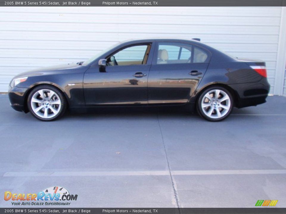 2005 BMW 5 Series 545i Sedan Jet Black / Beige Photo #6