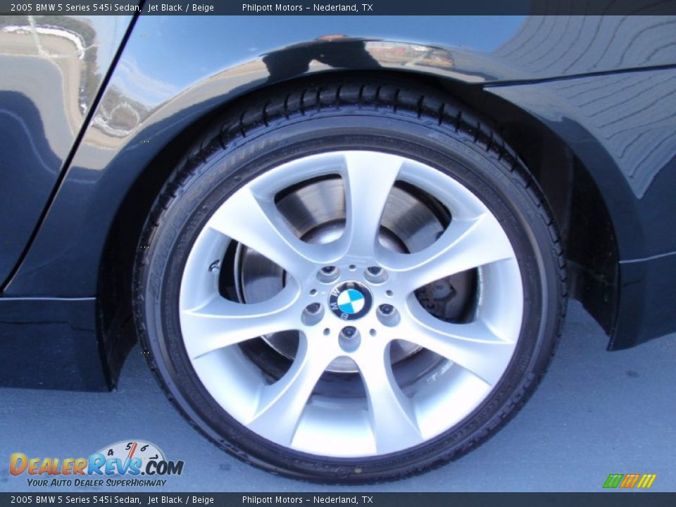 2005 BMW 5 Series 545i Sedan Jet Black / Beige Photo #14