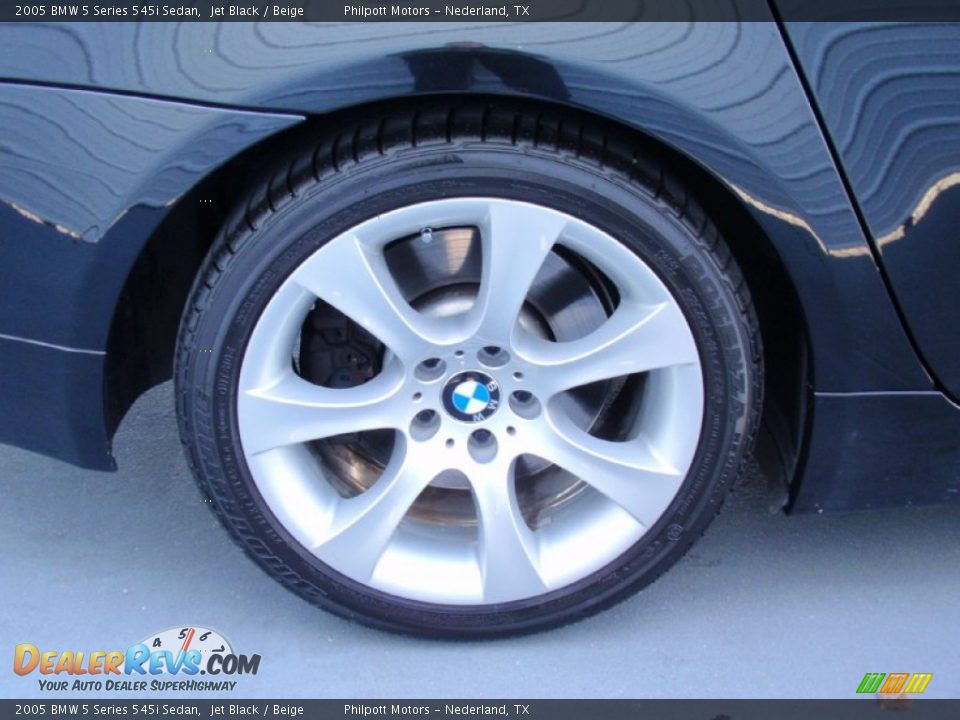 2005 BMW 5 Series 545i Sedan Jet Black / Beige Photo #15