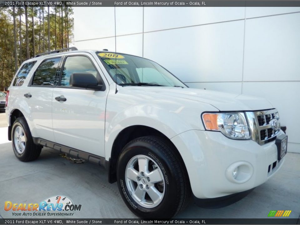 Front 3/4 View of 2011 Ford Escape XLT V6 4WD Photo #6