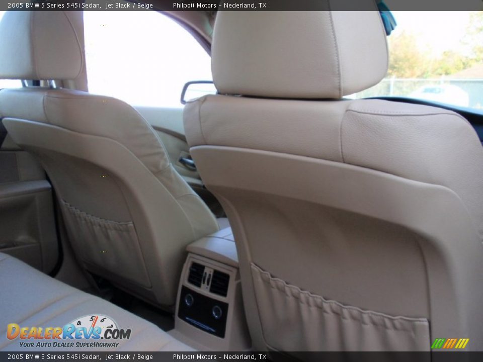 2005 BMW 5 Series 545i Sedan Jet Black / Beige Photo #26