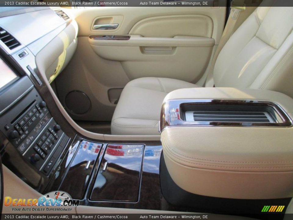 2013 Cadillac Escalade Luxury AWD Black Raven / Cashmere/Cocoa Photo #15