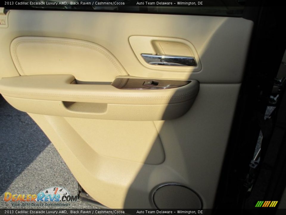 2013 Cadillac Escalade Luxury AWD Black Raven / Cashmere/Cocoa Photo #26
