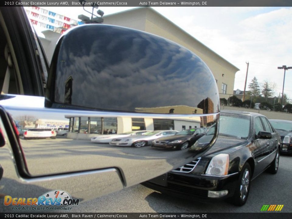 2013 Cadillac Escalade Luxury AWD Black Raven / Cashmere/Cocoa Photo #32