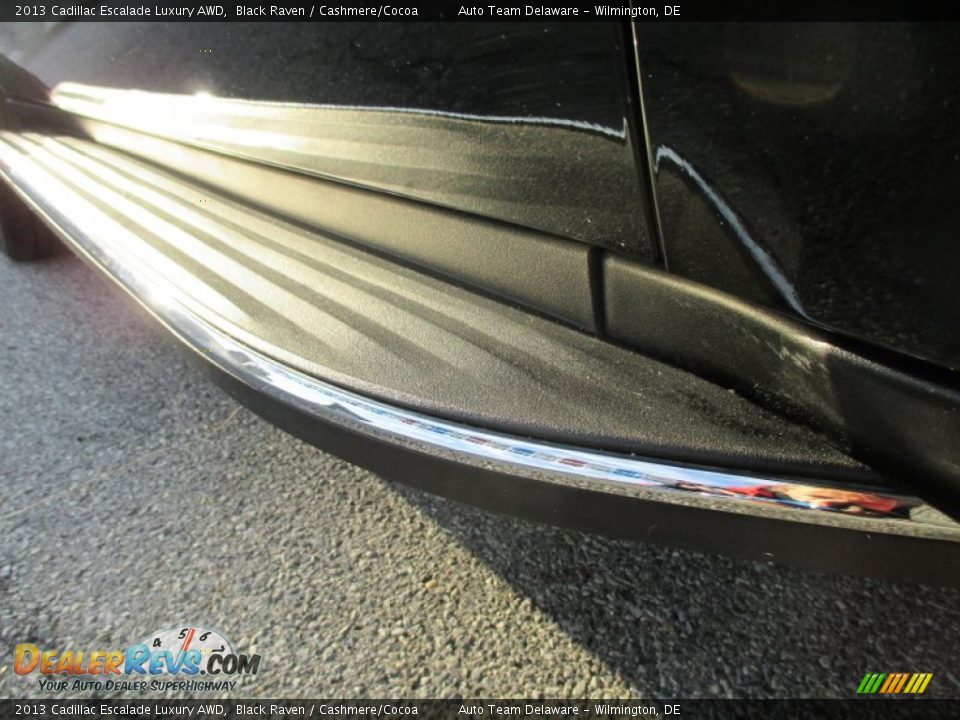 2013 Cadillac Escalade Luxury AWD Black Raven / Cashmere/Cocoa Photo #35