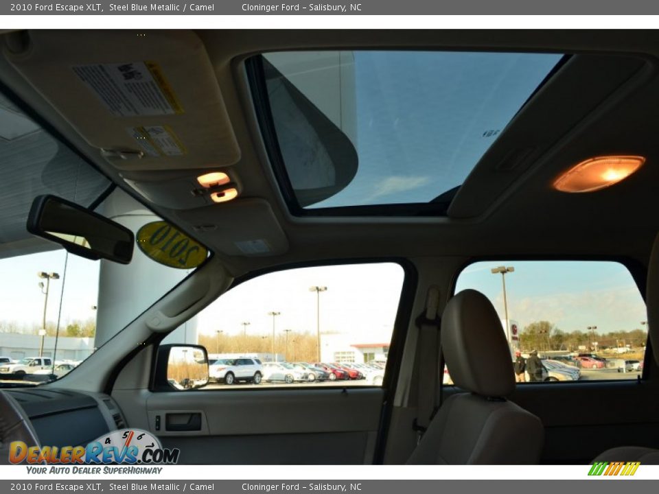 2010 Ford Escape XLT Steel Blue Metallic / Camel Photo #20