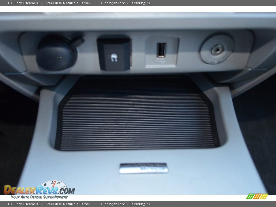 2010 Ford Escape XLT Steel Blue Metallic / Camel Photo #21