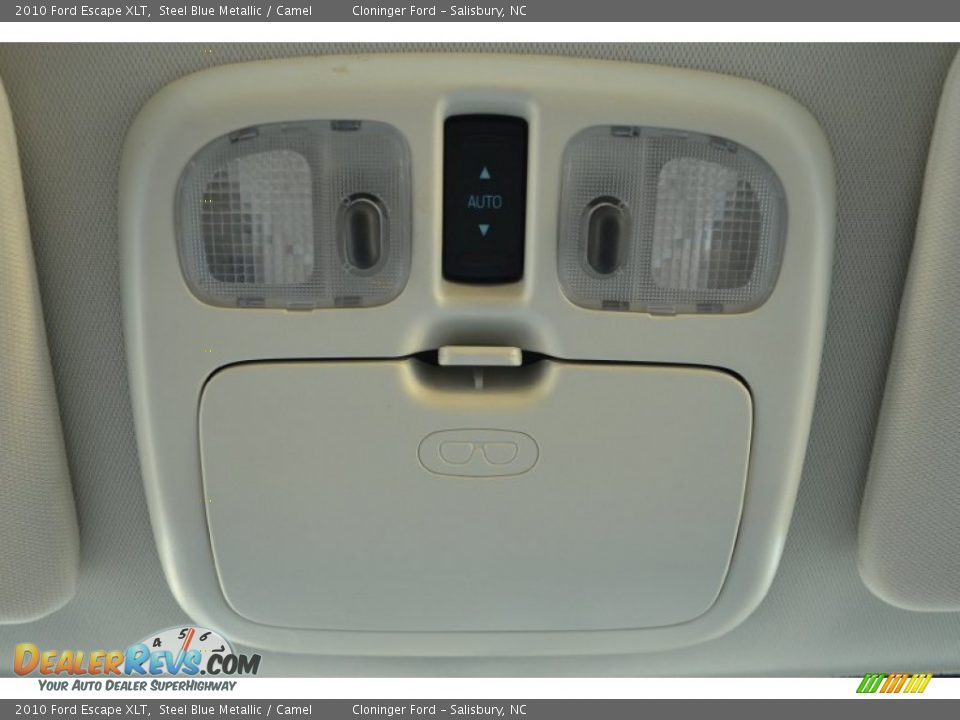 2010 Ford Escape XLT Steel Blue Metallic / Camel Photo #23
