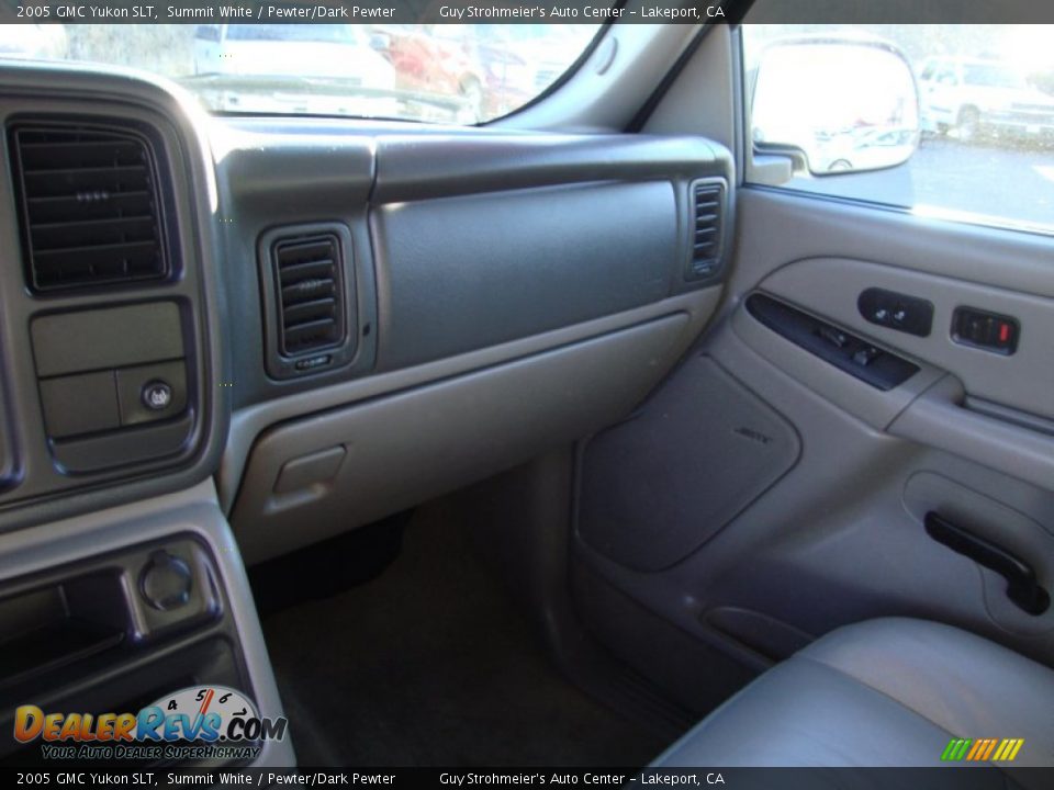 2005 GMC Yukon SLT Summit White / Pewter/Dark Pewter Photo #15