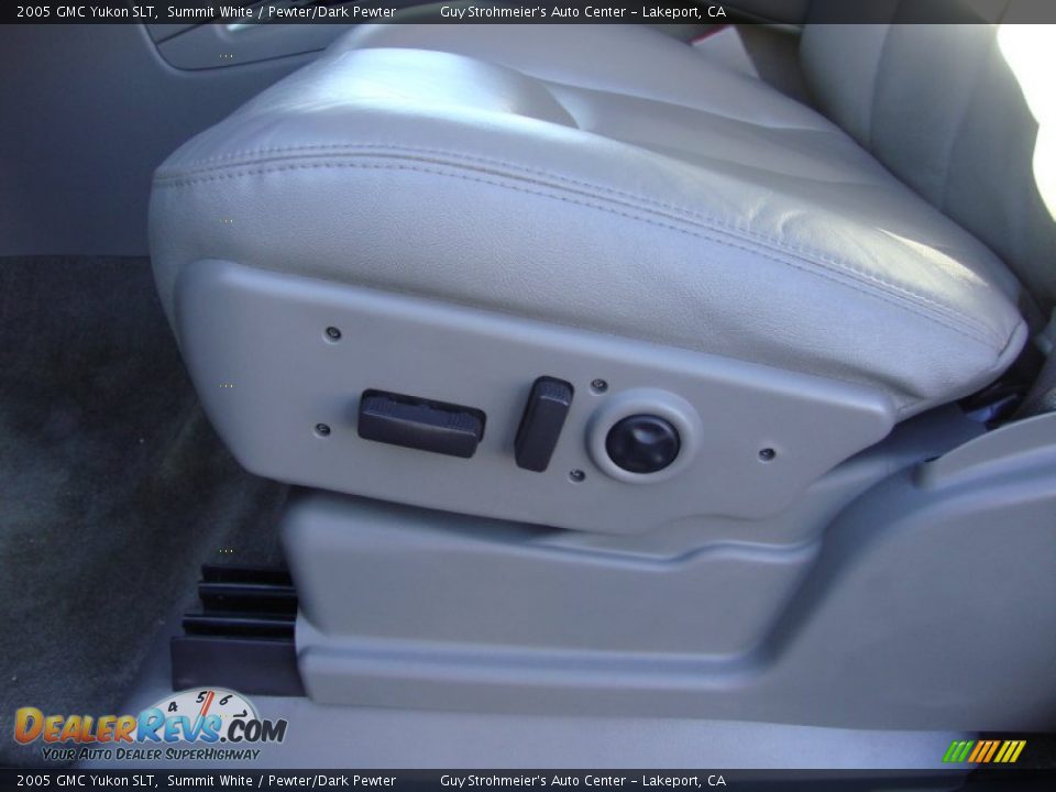 2005 GMC Yukon SLT Summit White / Pewter/Dark Pewter Photo #20