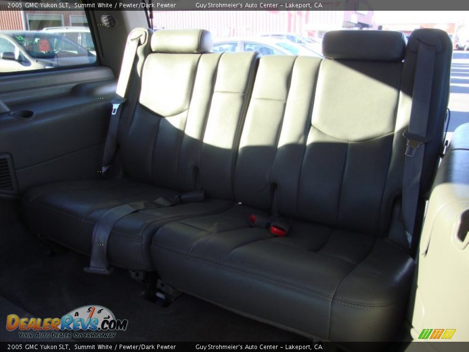 2005 GMC Yukon SLT Summit White / Pewter/Dark Pewter Photo #24