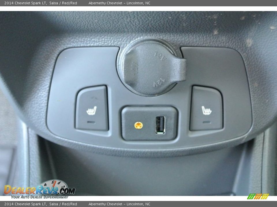 Controls of 2014 Chevrolet Spark LT Photo #11