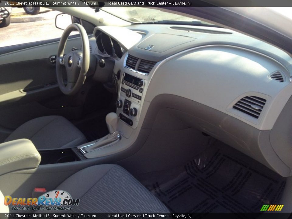 2011 Chevrolet Malibu LS Summit White / Titanium Photo #9