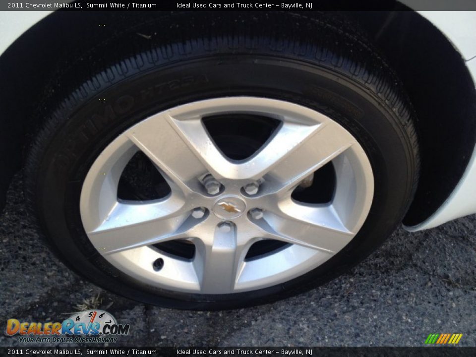 2011 Chevrolet Malibu LS Summit White / Titanium Photo #14