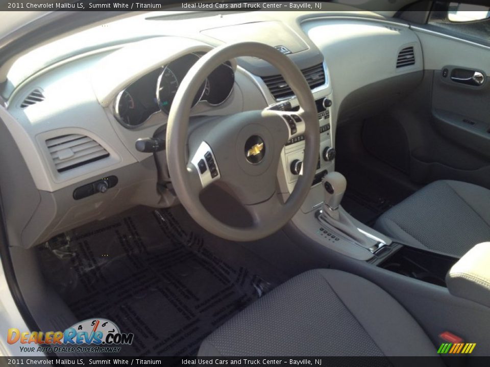 2011 Chevrolet Malibu LS Summit White / Titanium Photo #19