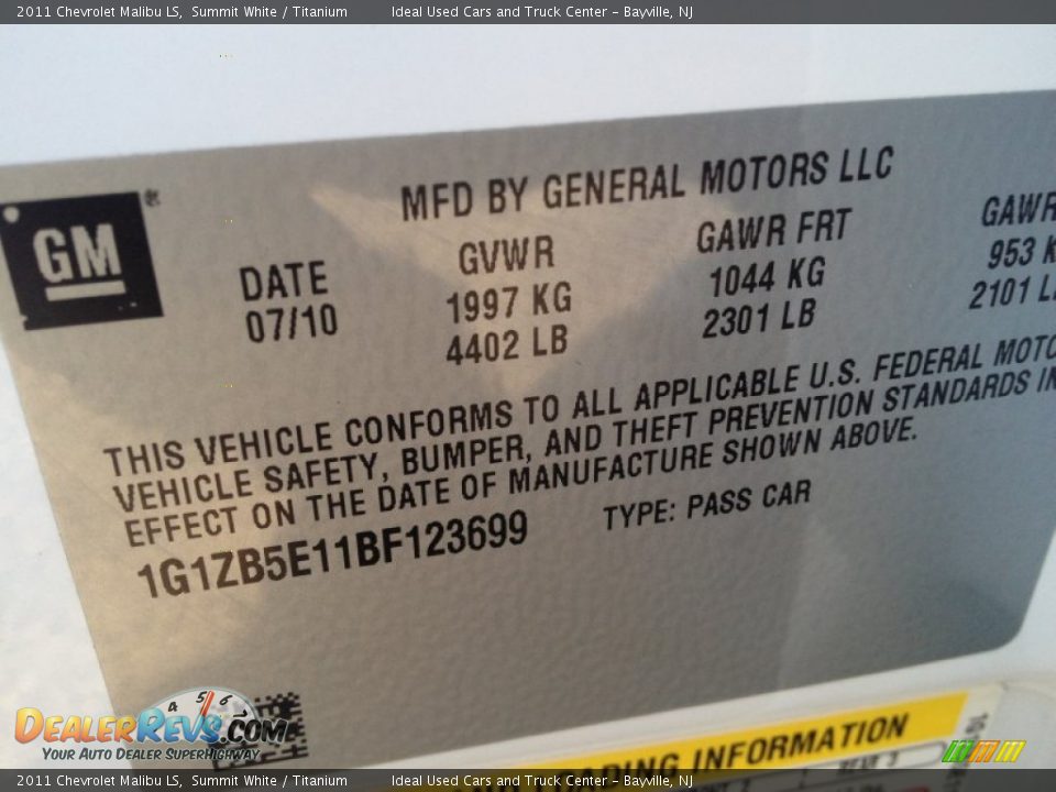 2011 Chevrolet Malibu LS Summit White / Titanium Photo #22