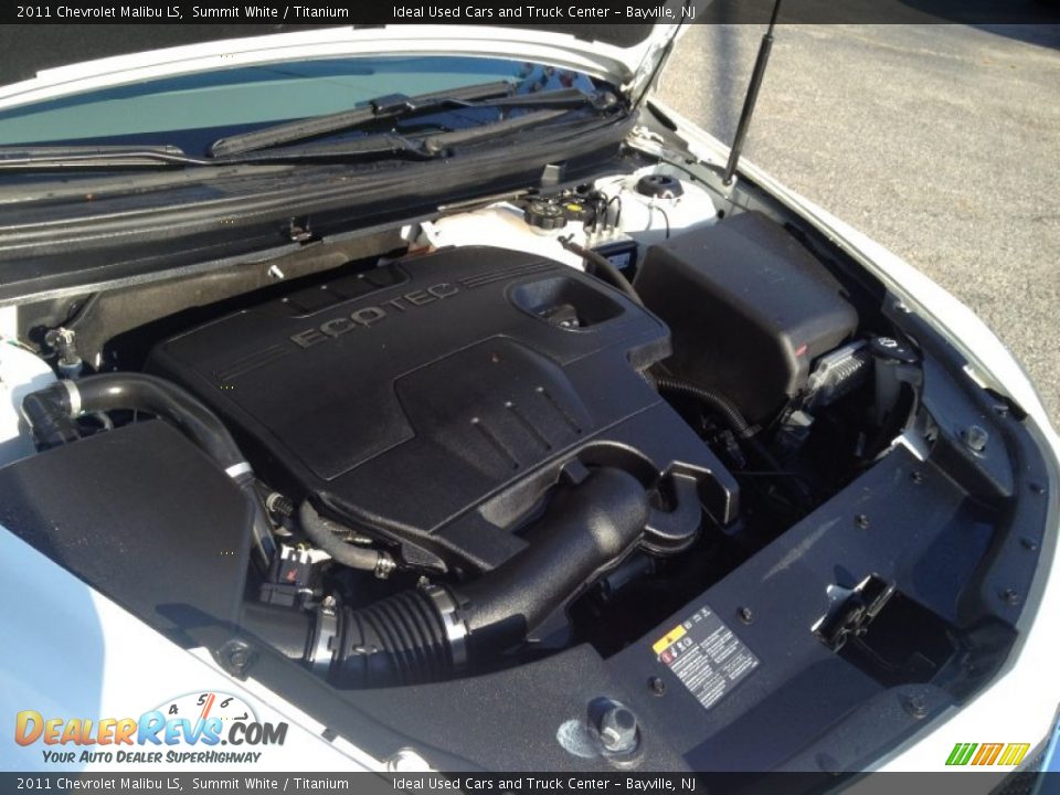 2011 Chevrolet Malibu LS Summit White / Titanium Photo #26