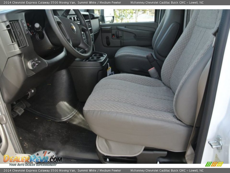 2014 Chevrolet Express Cutaway 3500 Moving Van Summit White / Medium Pewter Photo #8