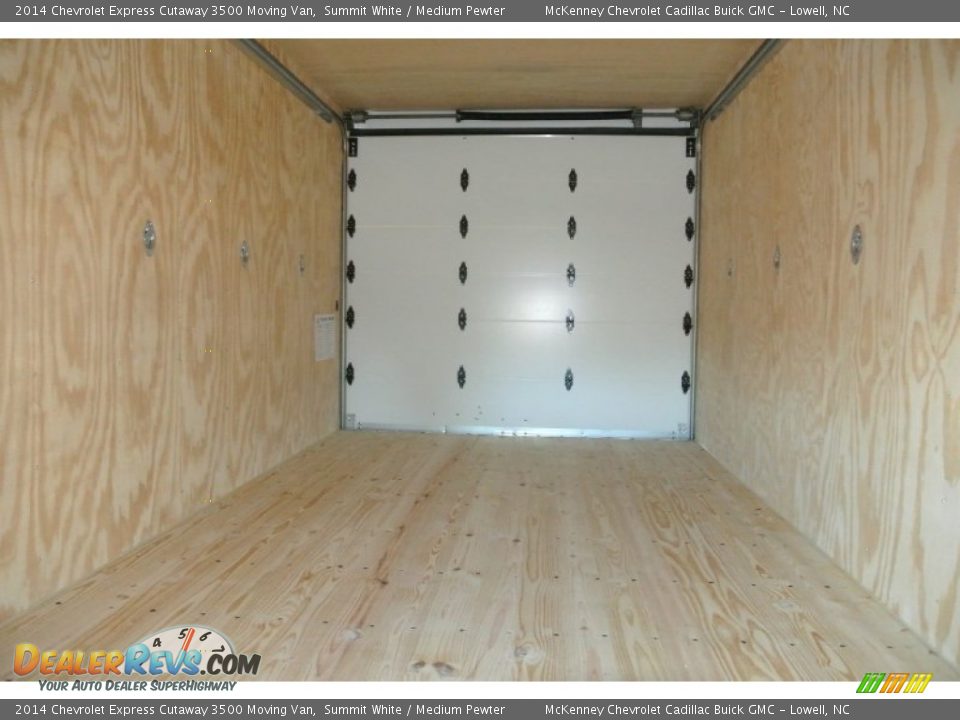 2014 Chevrolet Express Cutaway 3500 Moving Van Summit White / Medium Pewter Photo #12
