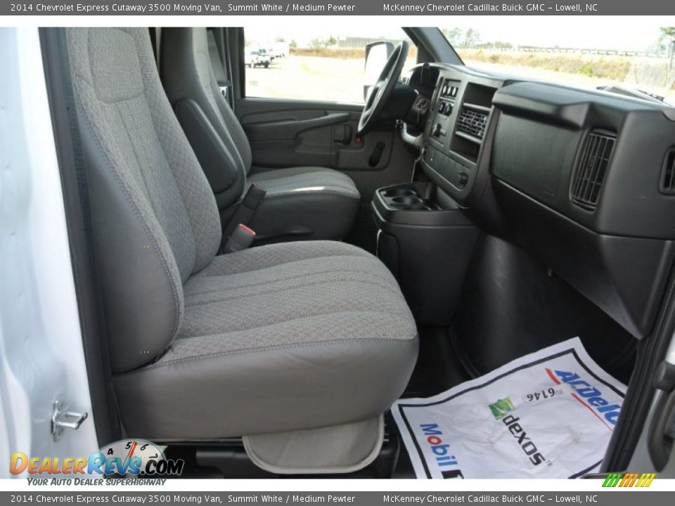 2014 Chevrolet Express Cutaway 3500 Moving Van Summit White / Medium Pewter Photo #14