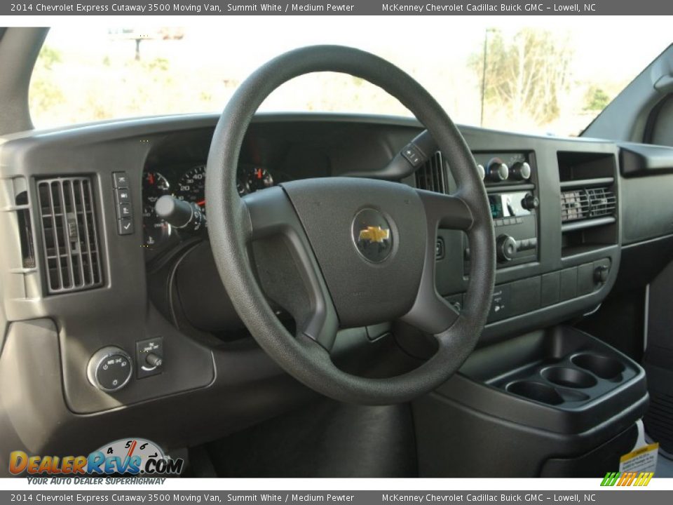 2014 Chevrolet Express Cutaway 3500 Moving Van Summit White / Medium Pewter Photo #18