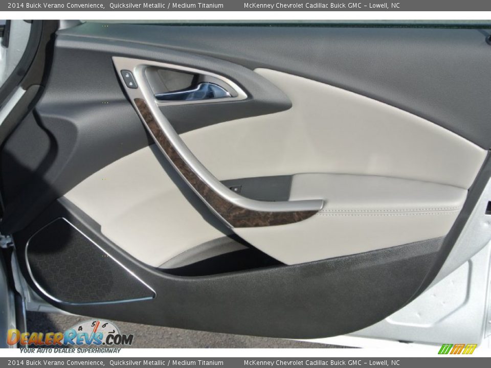 Door Panel of 2014 Buick Verano Convenience Photo #18