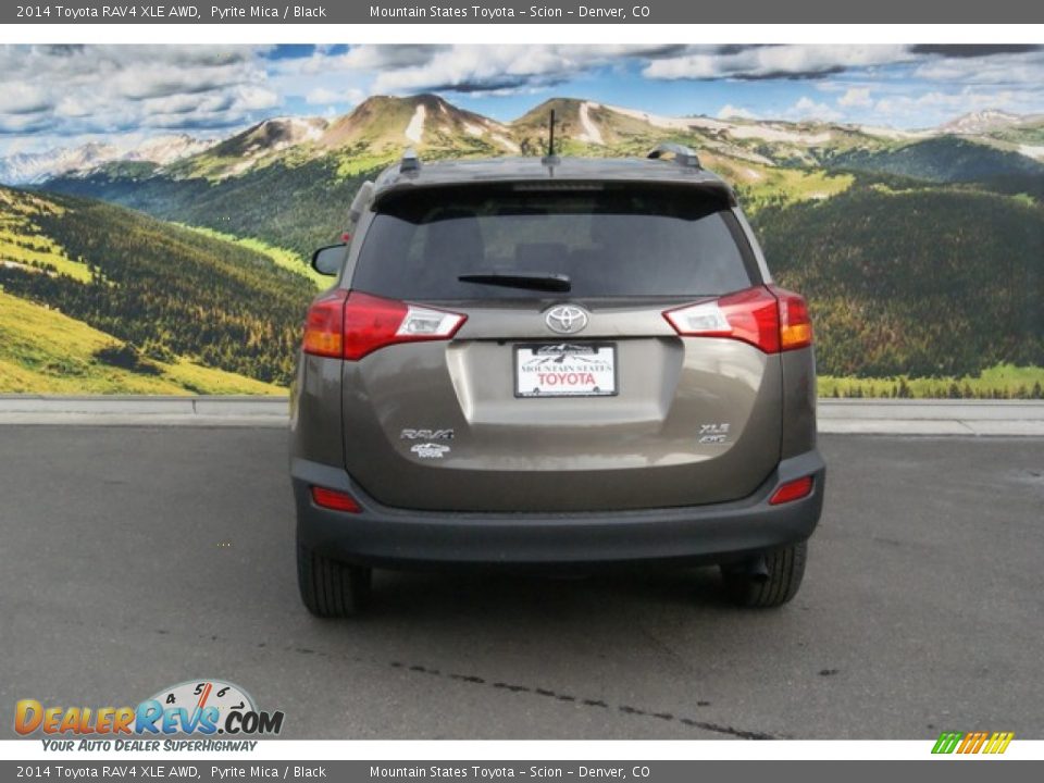 2014 Toyota RAV4 XLE AWD Pyrite Mica / Black Photo #4