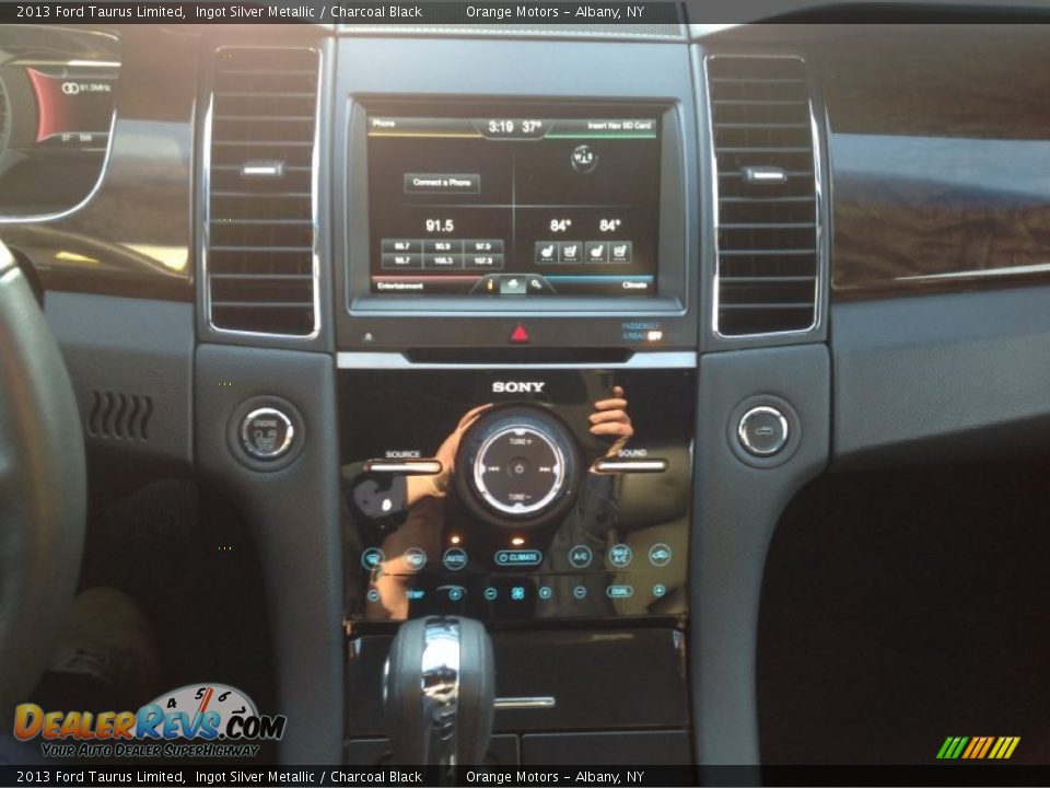 2013 Ford Taurus Limited Ingot Silver Metallic / Charcoal Black Photo #15