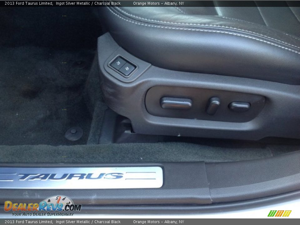 2013 Ford Taurus Limited Ingot Silver Metallic / Charcoal Black Photo #19