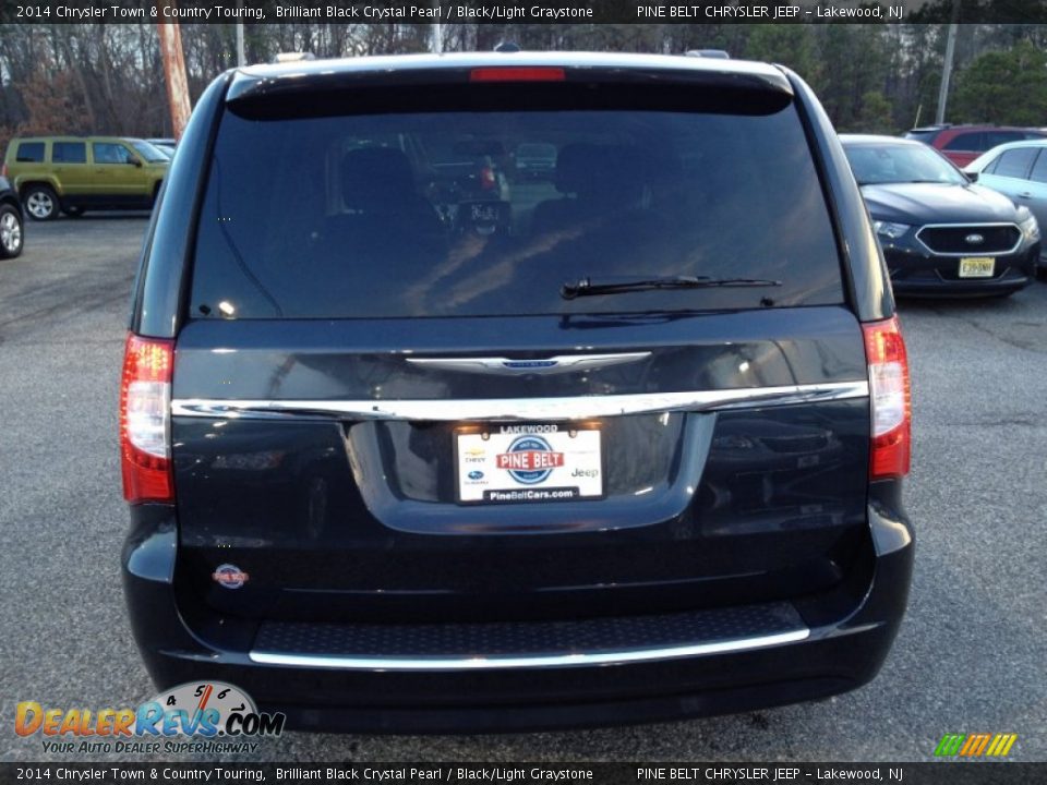 2014 Chrysler Town & Country Touring Brilliant Black Crystal Pearl / Black/Light Graystone Photo #5