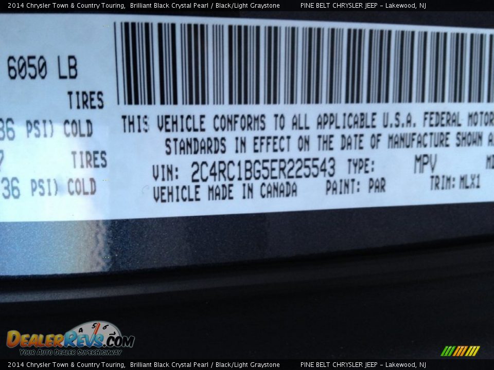 2014 Chrysler Town & Country Touring Brilliant Black Crystal Pearl / Black/Light Graystone Photo #9