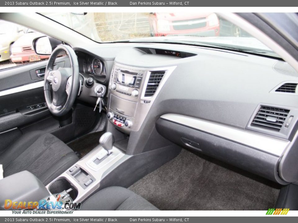 2013 Subaru Outback 2.5i Premium Ice Silver Metallic / Black Photo #9